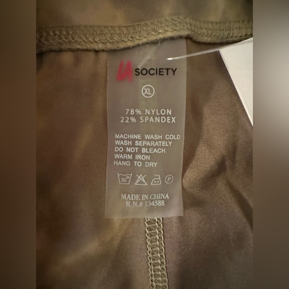 Women's Athletic Shorts in Tie-Dye Pattern - Picture 2 of 3